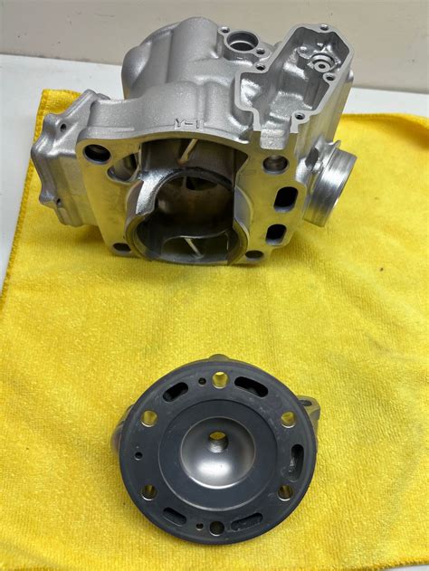 Yz250 Oem Cylinder And Head Mx Locker