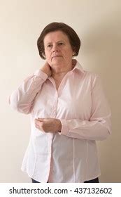 Senior Mature Woman Neck Pain Foto Stok Shutterstock