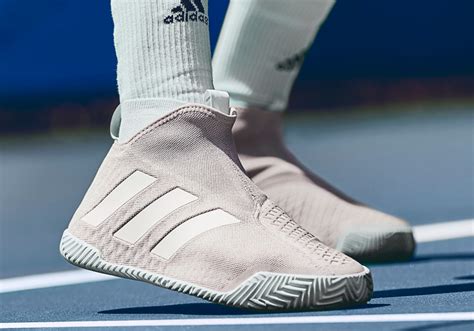 Adidas Creates New Laceless Tennis Shoes