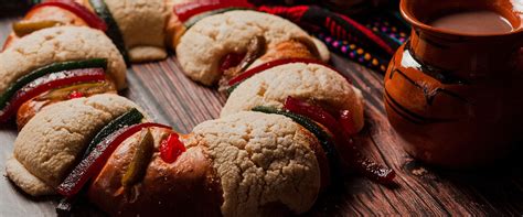 Moises JH Tono Lopez Tradition “Rosca” “Reyes Magos” Mexico - Cozumel 4 You