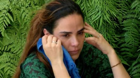 Wanessa Camargo Chora No Bbb Ao Desabafar Sobre Traumas Fui Muito