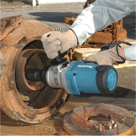 Купить Ударный гайковерт Makita TW1000 в Алматы