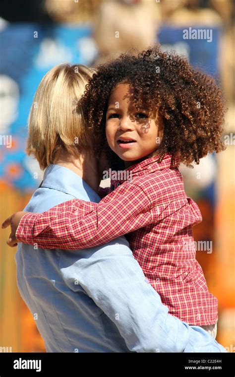 Johan riley fyodor taiwo samuel Banque de photographies et d’images à