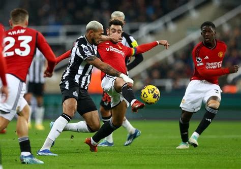 Hasil Newcastle Vs Man United Taktik Ten Hag Buntu Red Devils Keok