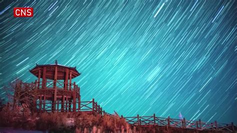 Stunning Time Lapse Of Geminid Meteor Shower At Its Peak Youtube