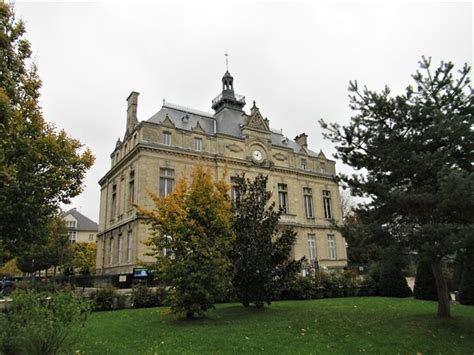 H Tel De Ville Du Perreux Sur Marne Le Perreux Sur Marne Aktuelle