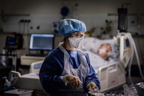 Dentro Dos Cuidados Intensivos Do Hospital Santa Maria Entre A Luta