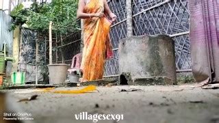 Outdoor Fuck Village Wife In Day Official Video By Localsex Xxx