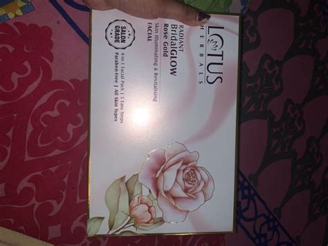 Lotus Herbals Radiant Bridal Glow Rose Gold Facial Kit Reviews Online Nykaa