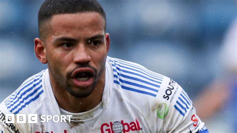 Kruise Leeming Leeds Rhinos Hooker Signs New Long Term Deal Bbc Sport