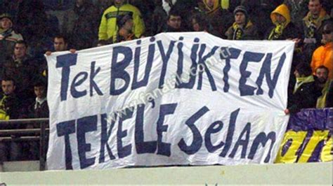 Taraftardan pankart şov Fanatik Gazetesi Fenerbahçe FB Haberleri Spor