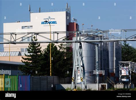 Akzo nobel hi-res stock photography and images - Alamy