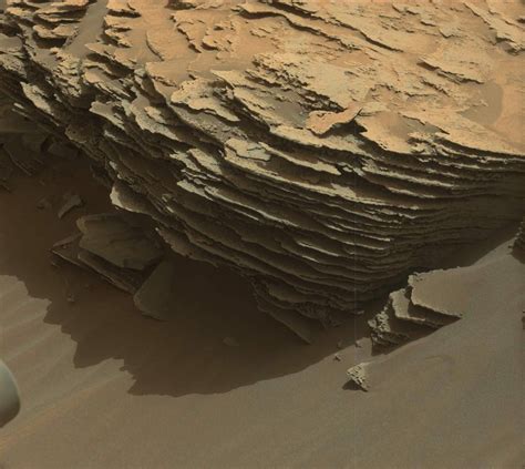 Curiositys View Of Some Cool Looking Rock Layers On Mars On Sol 971