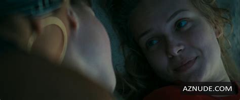 Hannah Gross Nude Aznude