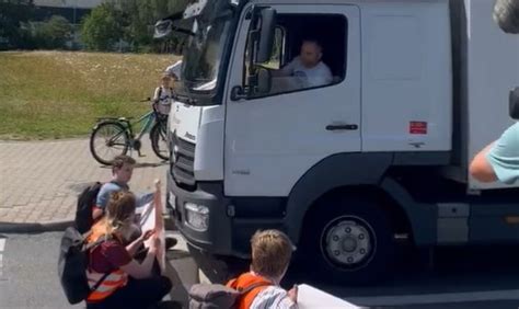 Stralsunder Trucker Bekommt F Hrerschein Nicht Zur Ck