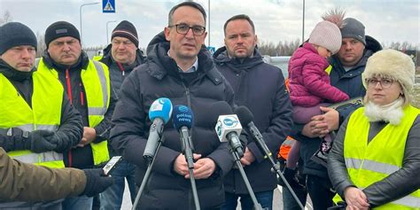 Nowy minister spotkał się z protestującymi na granicy Padła zapowiedź