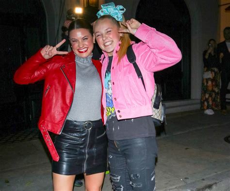 New Social Cliques In School