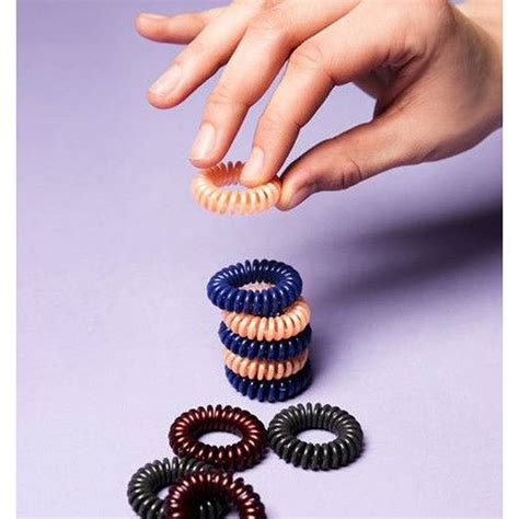Резиночек #invisibobble много не бывает. Выбирайте нужный оттенок под ...