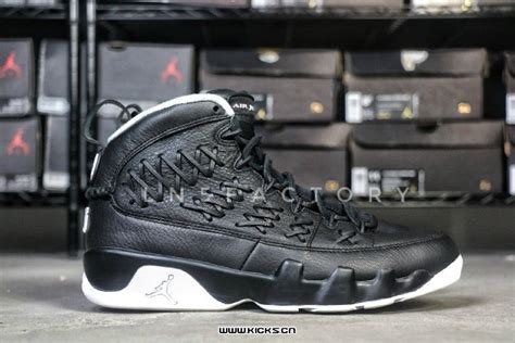 Detailed Look At Both Air Jordan 9 Retro Baseball Glove Builds Weartesters