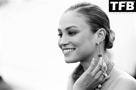 Rose Bertram Nude OnlyFans Leaks Fappening Page 4 FappeningBook