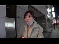 Amateur Porn Can You Take Off Your Mask Please The Real Nature Of The Beautiful Female