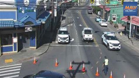 Update Near Fatal Hāna Highway accident near Baldwin Beach Park in