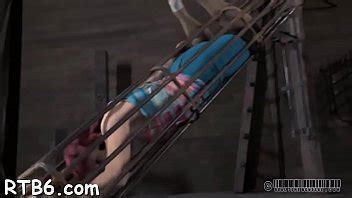 Une belle beauté reçoit une t au visage pendant un jeu bdsm XVIDEOS