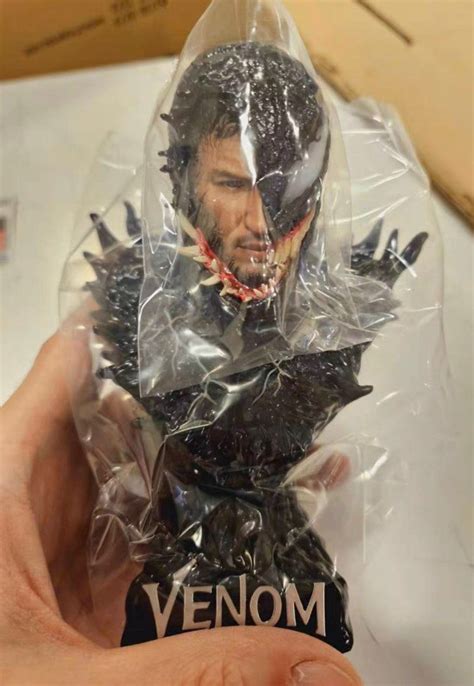 FREE LOCAL POSTAGE MARVEL VENOM HOT TOYS 1 6 SCALE MMS620 DELUXE VERSION CARNAGE VENOM BUST