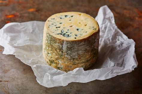 What Does Stilton Cheese Taste Like Fanatically Food