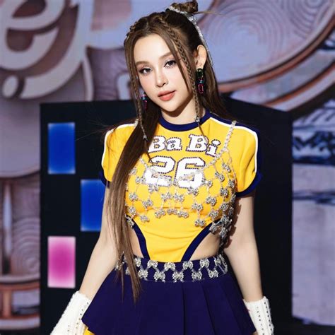 Hội bạn thân 10 năm toàn hot girl con dâu nhà hào môn giàu có