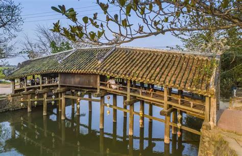 Discover Thanh Toan Tile Roofed Bridge In Hue Gadt Travel