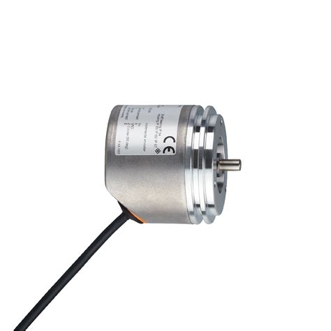 RU3500 Incremental Encoder With Solid Shaft Ifm