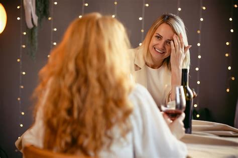 Premium Photo Lesbian Couple Having Dinner In A Restaurant Girl