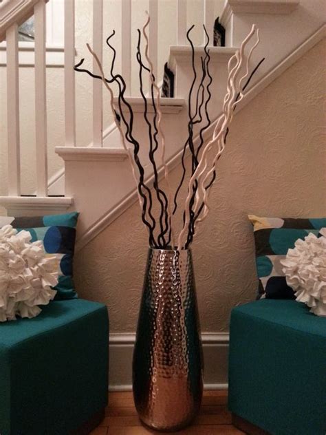 Aposte nos galhos secos para compor a decoração de sua casa - Glanz | Floor vase decor, Home ...