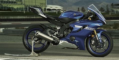 Yamaha Yzf R Track Paul Tan S Automotive News