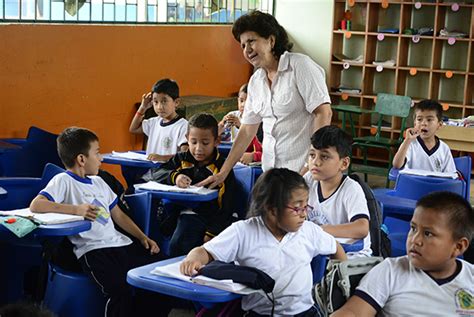 Día del maestro ecuatoriano se celebró toda la semana El Diario Ecuador