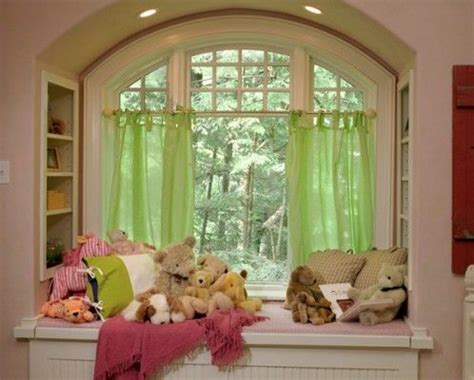 Cozy And Inspiring Window Seat Ideas For Your Living Room