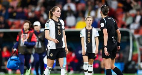 Coupe Du Monde L Allemagne Prend La Porte La France Affrontera Le