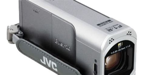 JVC GZ VX715 meilleur prix et actualités Les Numériques