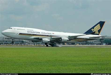 V Smr Singapore Airlines Boeing Photo By Frikkie Id