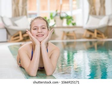 2 Hundred Braces Bikini Royalty Free Images Stock Photos Pictures Shutterstock