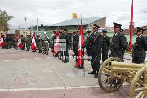 Ejército Rinde Homenaje A La Bandera Del Perú Peru Correo