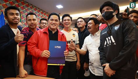 Erick Thohir Resmi Calonkan Diri Jadi Ketum Pssi