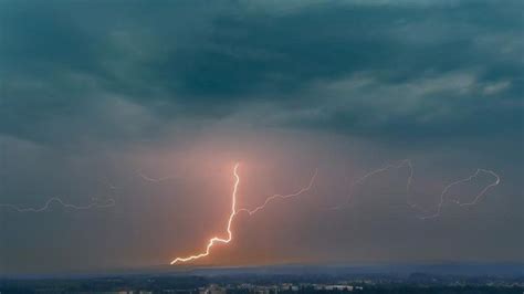 Komo 4 Cast Team 2023 Gets An A With These Most Memorable Weather Moments