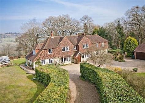 Property Valuation Woodpeckers Sample Oak Lane Chilworth Guildford