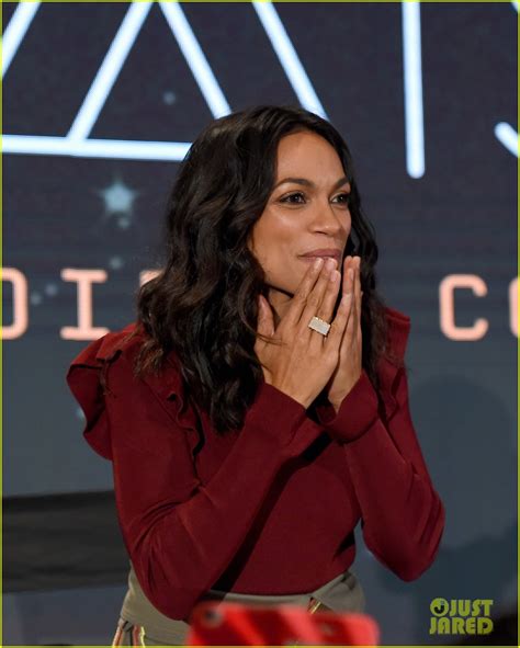 Rosario Dawson Hosts Life On The Moon Event In Nyc Photo 3968814