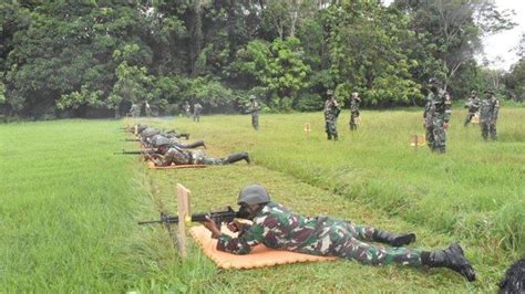 Asah Kemampuan Menembak Personel Kodim Hst Gunakan Senjata M A