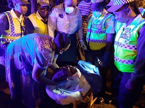 Metro Cops Help Homeless Woman Give Birth At Durban Park