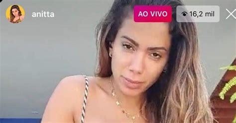 DURANTE LIVE ANITTA APARECE A PEPECA MELADA PORTAL CHAGAS TARDELLY