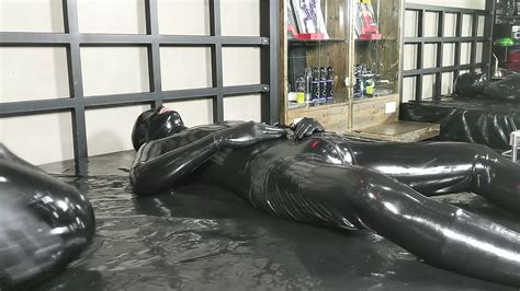 Full Rubber Fun Gay Couple Couple Porn Feat Rubberforfun By Onlyfans Xhamster
